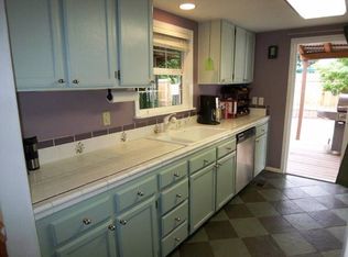 204 E 7th Pl, The Dalles, OR 97058