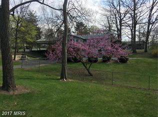 10 Downing Ct, Chambersburg, PA 17201