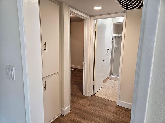 5th image of 5302 Comercio Ln APT 8