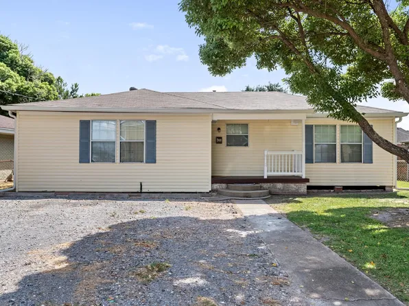 740 N John St, Bridge City, TX 77611