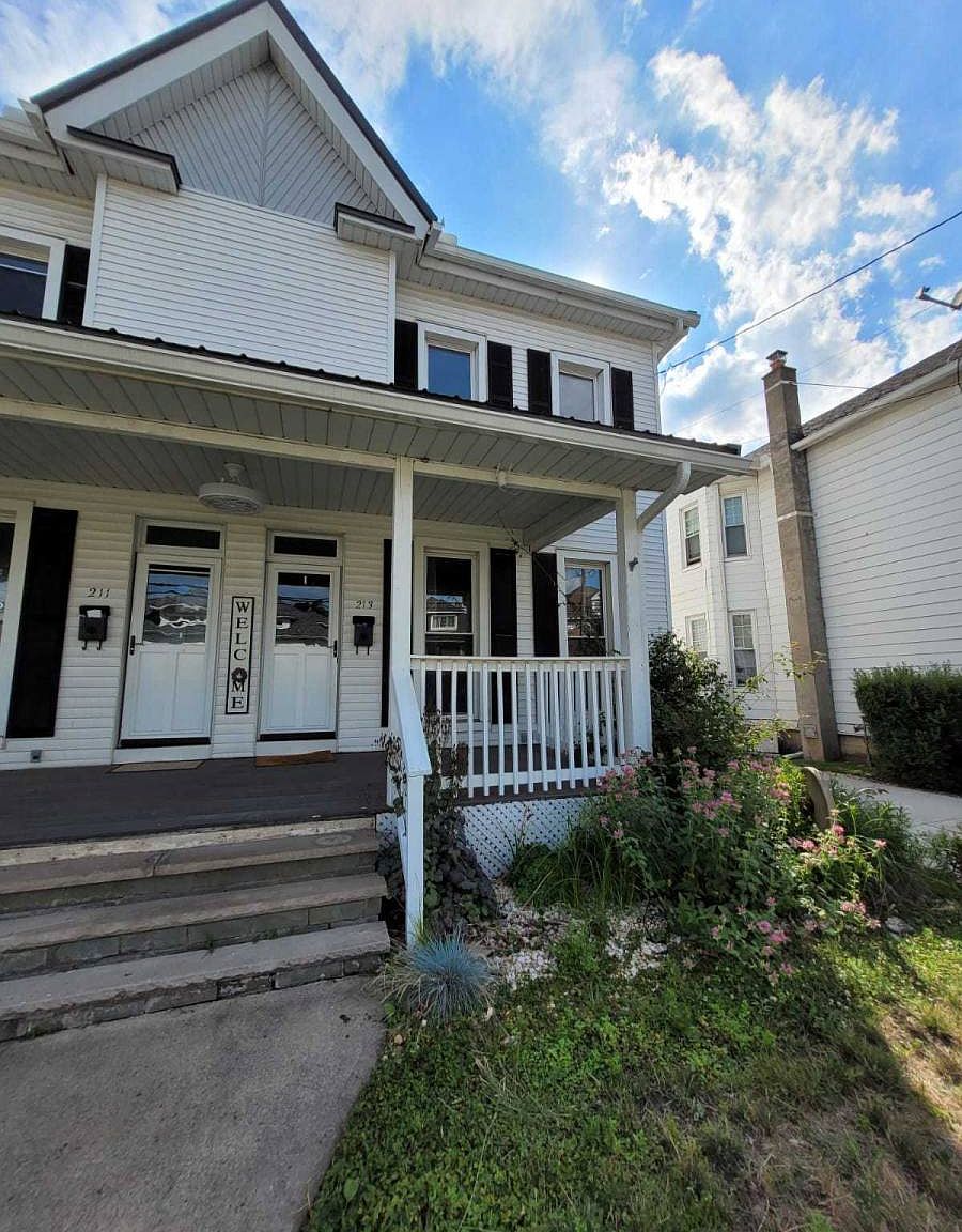 213 Montgomery Ave, Pittston, PA 18643 Zillow