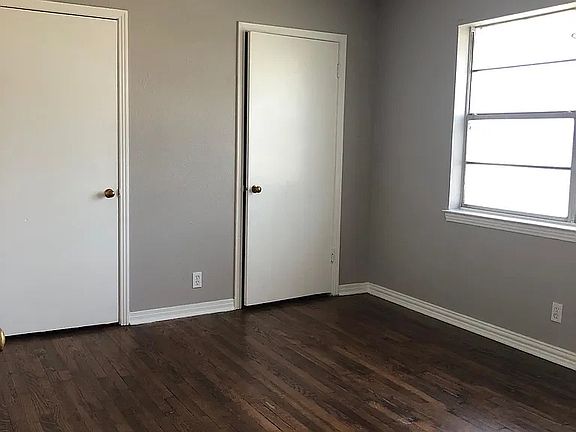 4th image of 2819 Holmes St APT 101