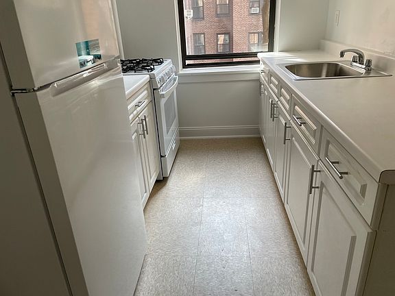 5th image of 66-07 99th St #3F