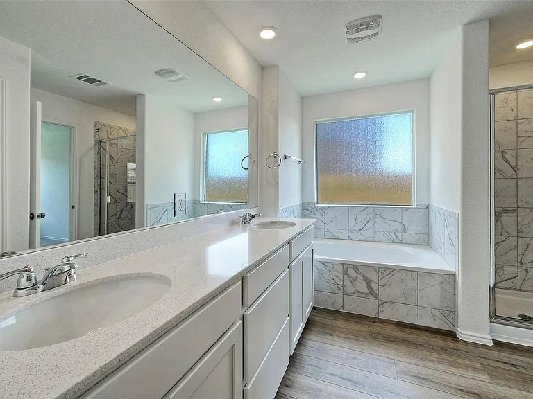 108 Montego St — Photo 16
