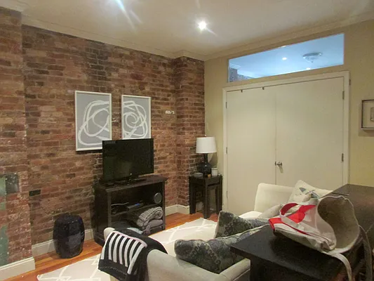 Rented by Westminster Management | media 21