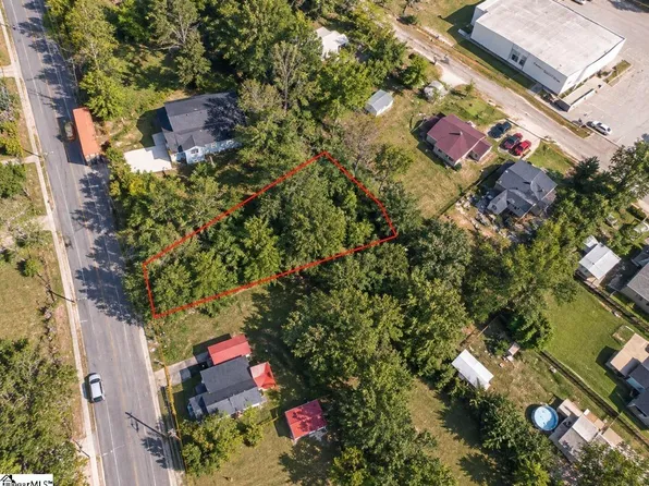 328 Ashford St, Chester, SC 29706