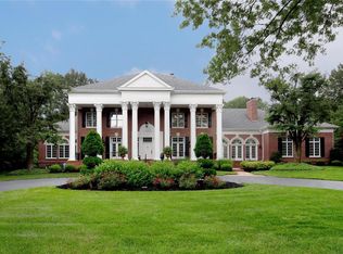 10436 Litzsinger Rd, Saint Louis, MO 63131