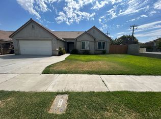 1793 Castle Way, Lemoore, CA 93245