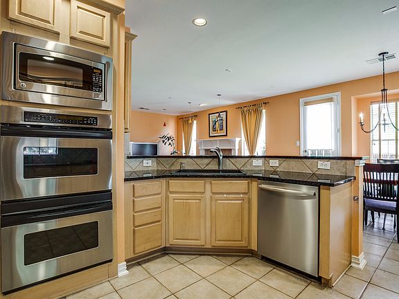 5th image of 4431 Creekbend Cir