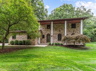 2990 Monterey Ct, Howell, MI 48855