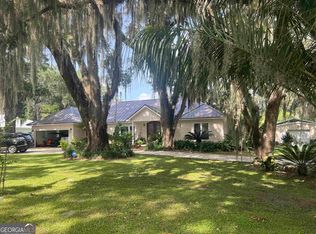 1079 Cedar St NE, Townsend, GA 31331