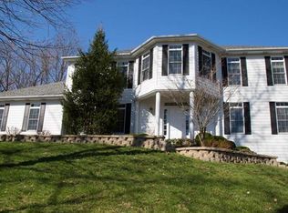 19311 Ossenfort Ct, Glencoe, MO
