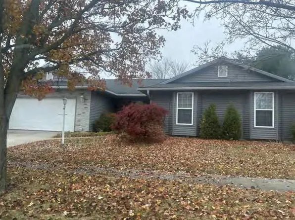 1809 Autumn Ridge Dr, Urbana, IL 61802