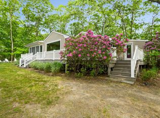 33 Bittersweet Ave, Hampton Bays, NY 11946
