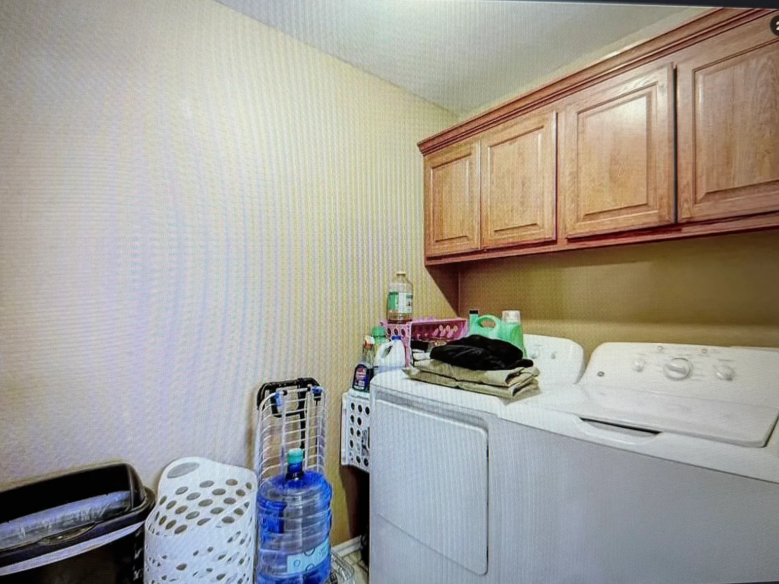 3 bed, 1400 sqft, $1,425 — Photo 2