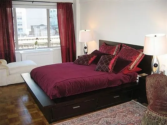 Sold by Stribling | media 33