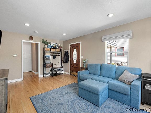 5th image of 3432 Dover Rd