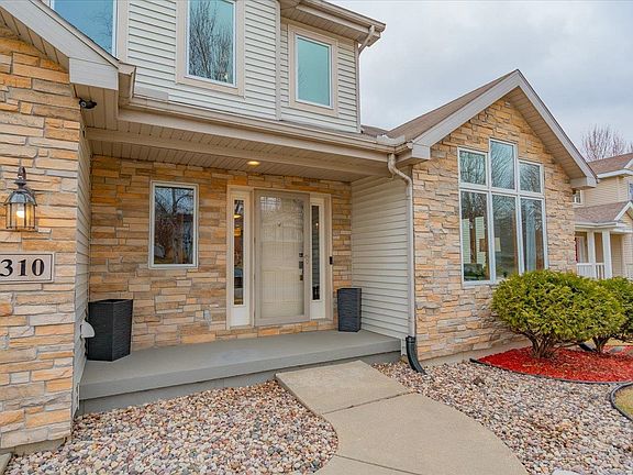2nd image of 310 Ridge View Trl
