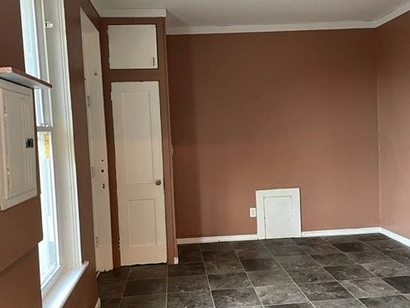 5th image of 1306 Vernon St APT C