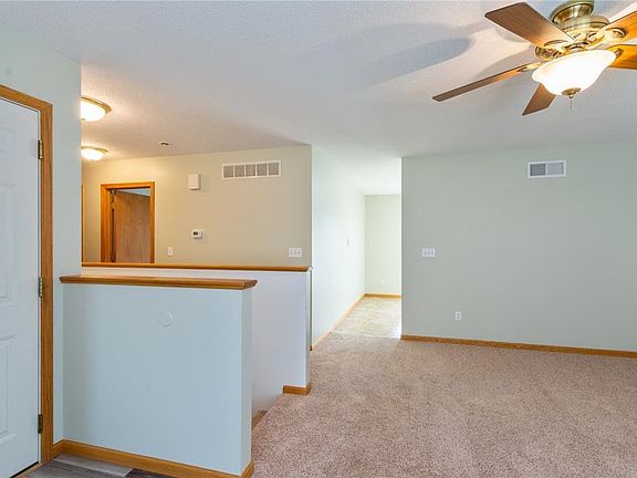5th image of 520 Sugar Creek Ln