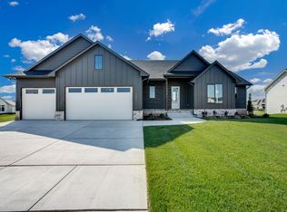 280 S Wellcrest Ct, Goddard, KS 67052