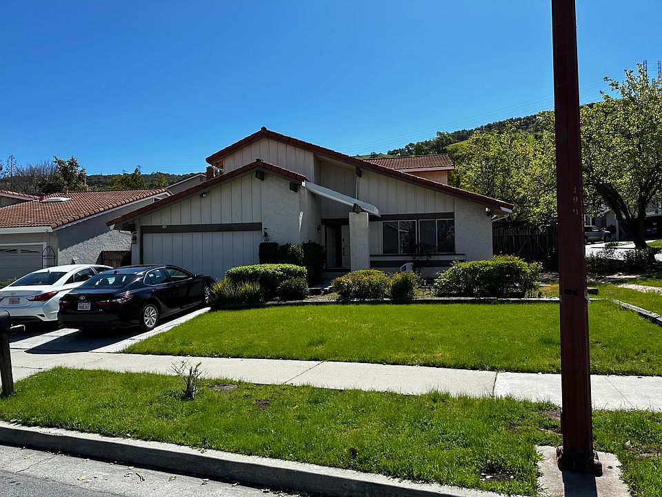 1st image of 462 Curie Dr