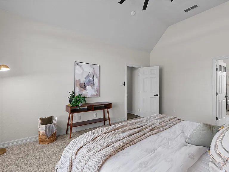 312 Country Club Dr — Photo 17