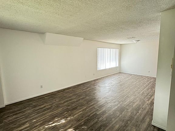 4th image of 5237 Satsuma Ave APT 2