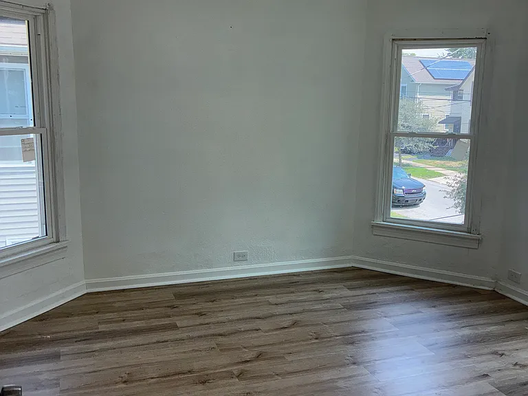 6923 Fullerton Ave — Photo 16