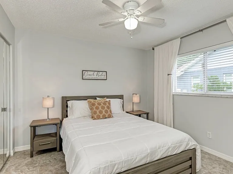 7107 Queen Palm Cir — Photo 13