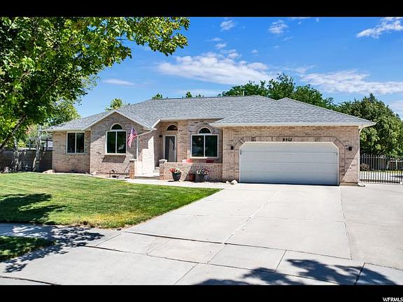 2nd image of 9517 S Sweet Blossom Dr
