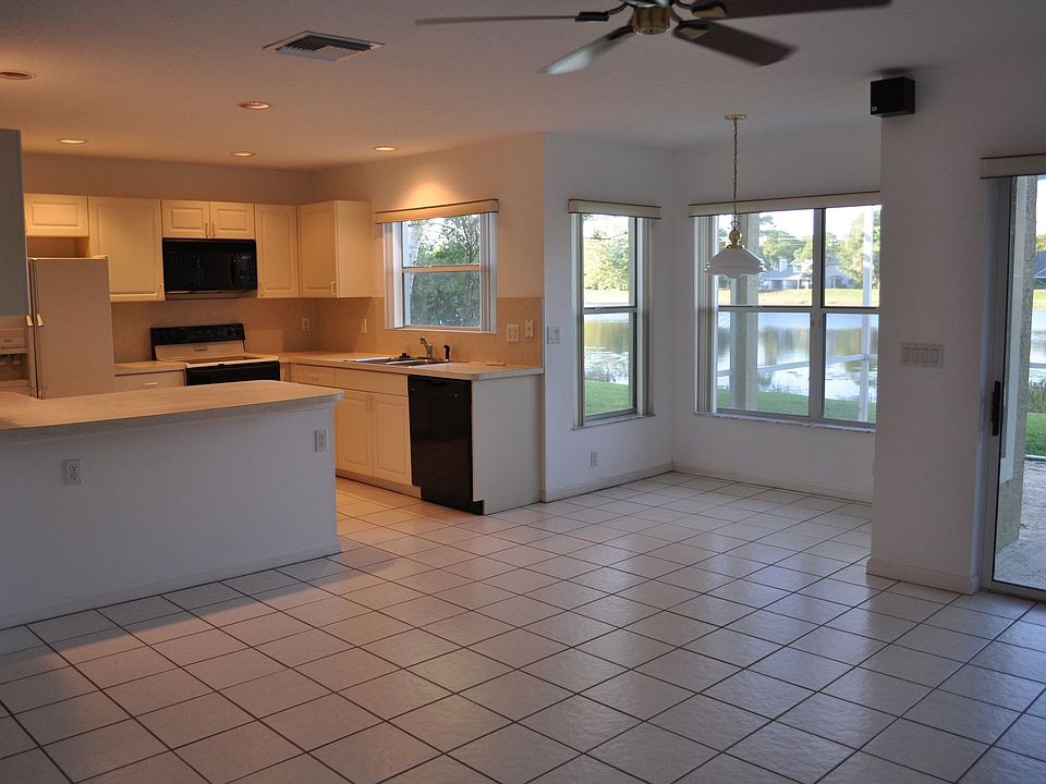 2nd image of 6349 Longleaf Pine Dr