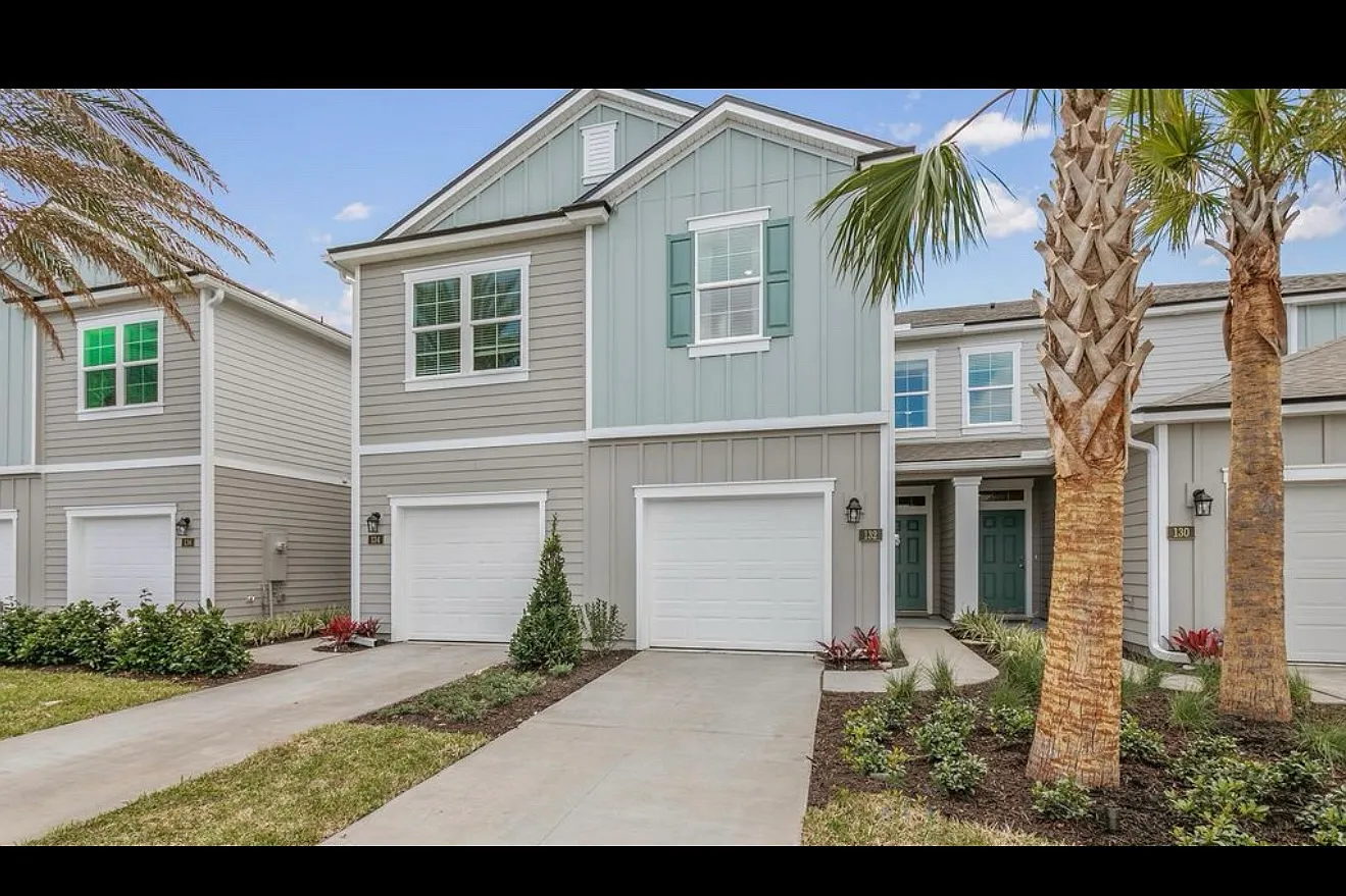 241 Redbud Rd — Photo 1