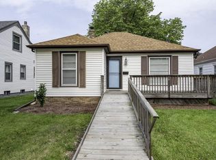 1521 Monroe Ave, Racine, WI 53405