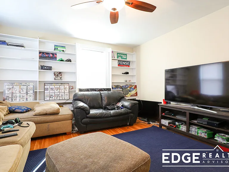 66 Parsons St #2 — Photo 10