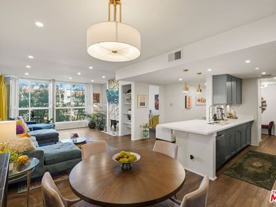 17711 Margate St APT 211, Encino, CA, 91316