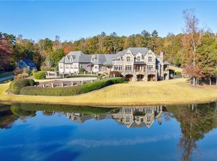 1200A Liberty Grove Rd, Alpharetta, GA 30004