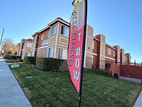 5th image of 38604 10th St E APT 15