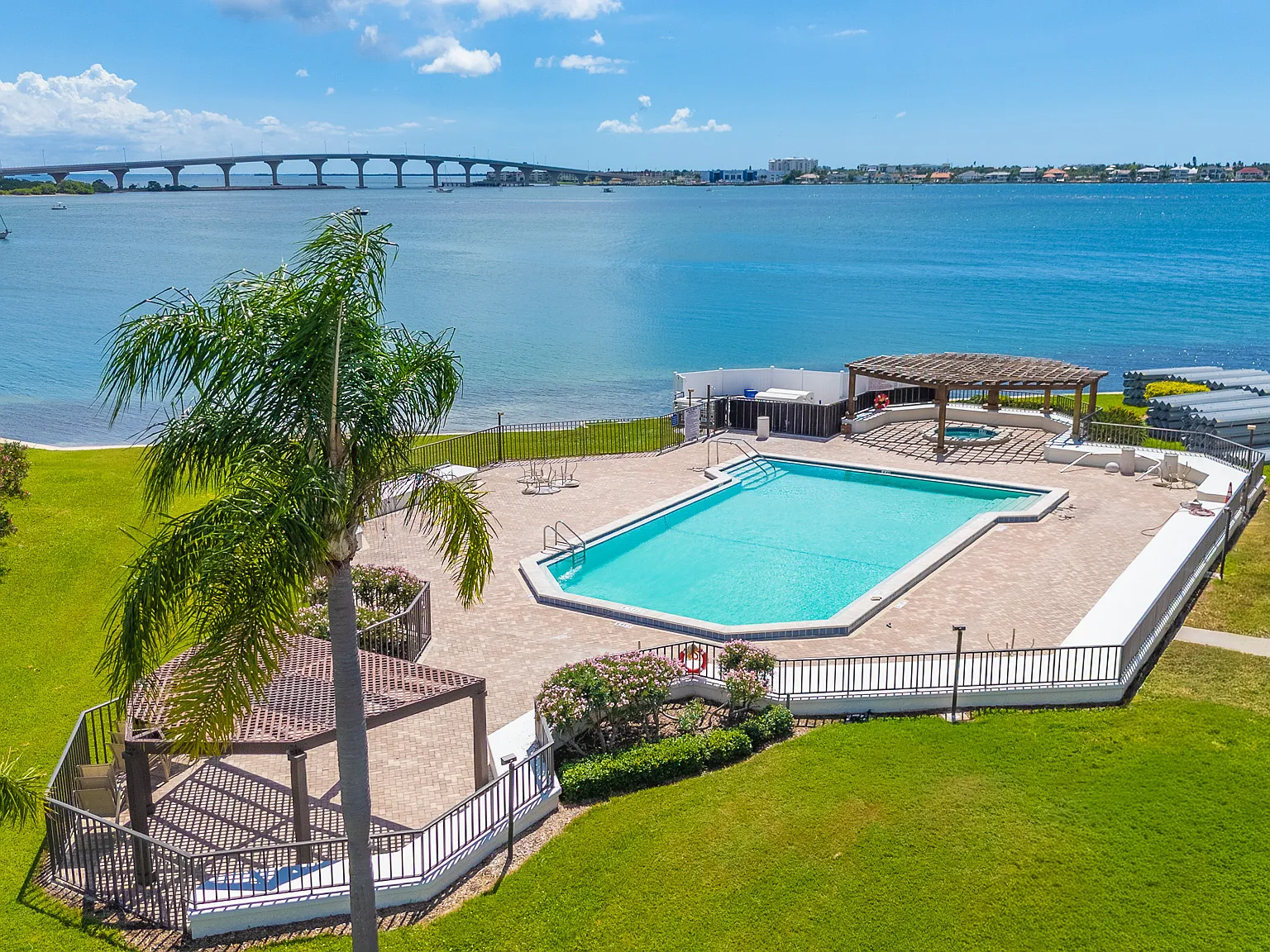 6287 Bahia Del Mar Cir — Photo 3