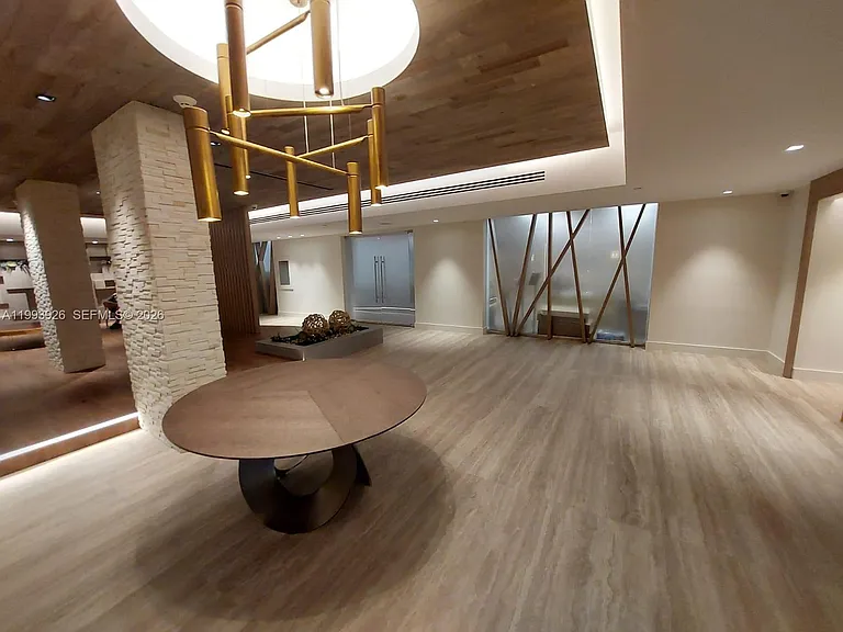 2301 Collins Ave #439 — Photo 31