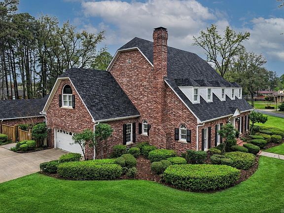 2nd image of 39 Longmeadow