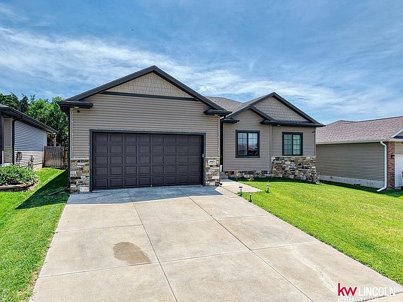 3rd image of 1463 W Lander Dr