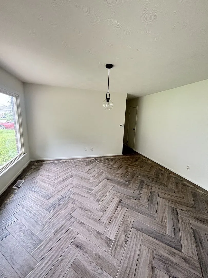 2309 Rainbow View Urbana, IL 61802 — Photo 2