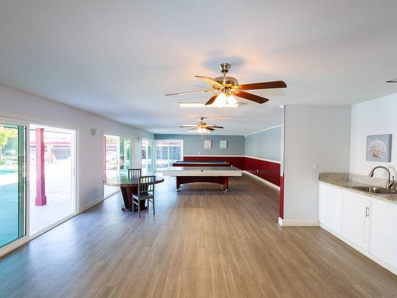 4th image of 2020 W Alameda Ave #2B-2Ba-900Sqft
