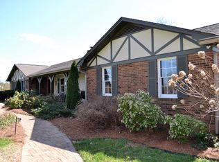 8175 Bean Acres Rd, Belews Creek, NC 27009