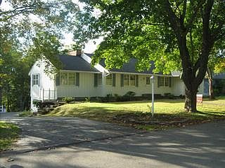 1st image of 19 Sunset Ave
