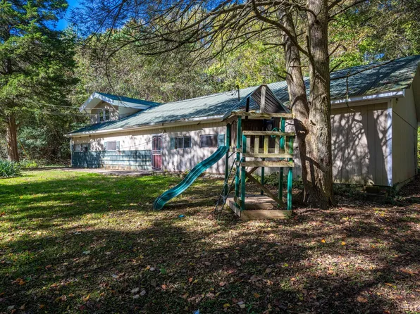 3877 Bonny Oaks Dr, Chattanooga, TN 37406