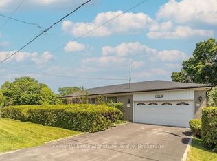 1284 Warwick Ave, Oakville, ON L6L 2V9