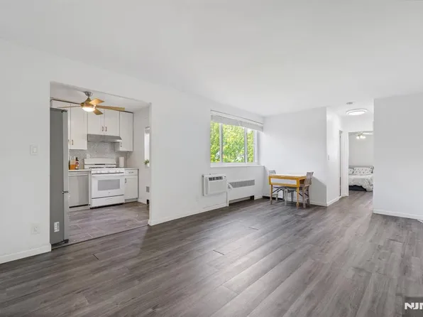 2345 Linwood Ave APT 6H, Fort Lee, NJ 07024
