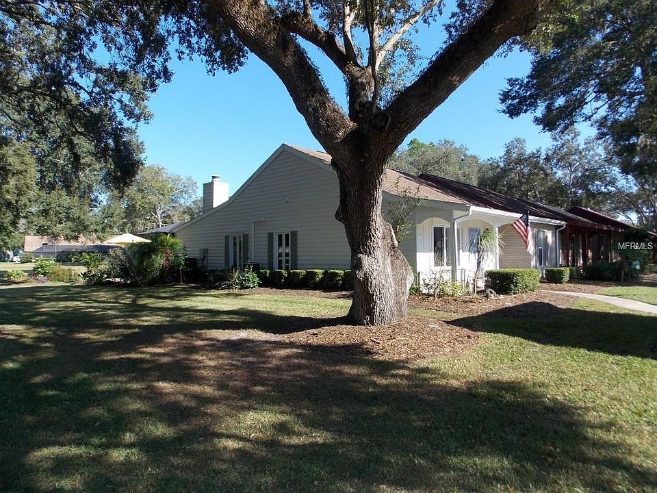 1st image of 35035 Whispering Oaks Blvd